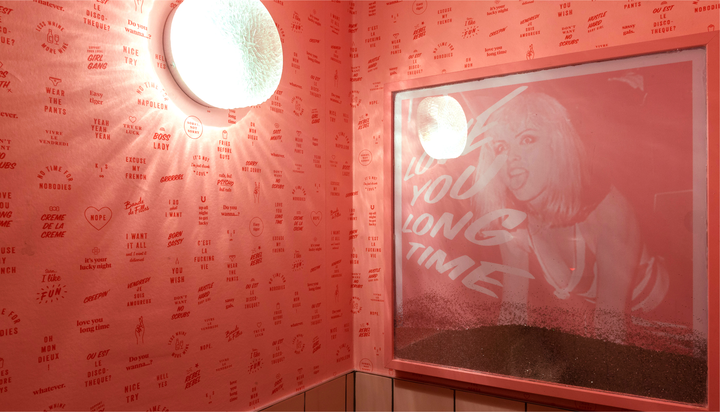 Bathroom interior wallpaper design Tonight Josephine