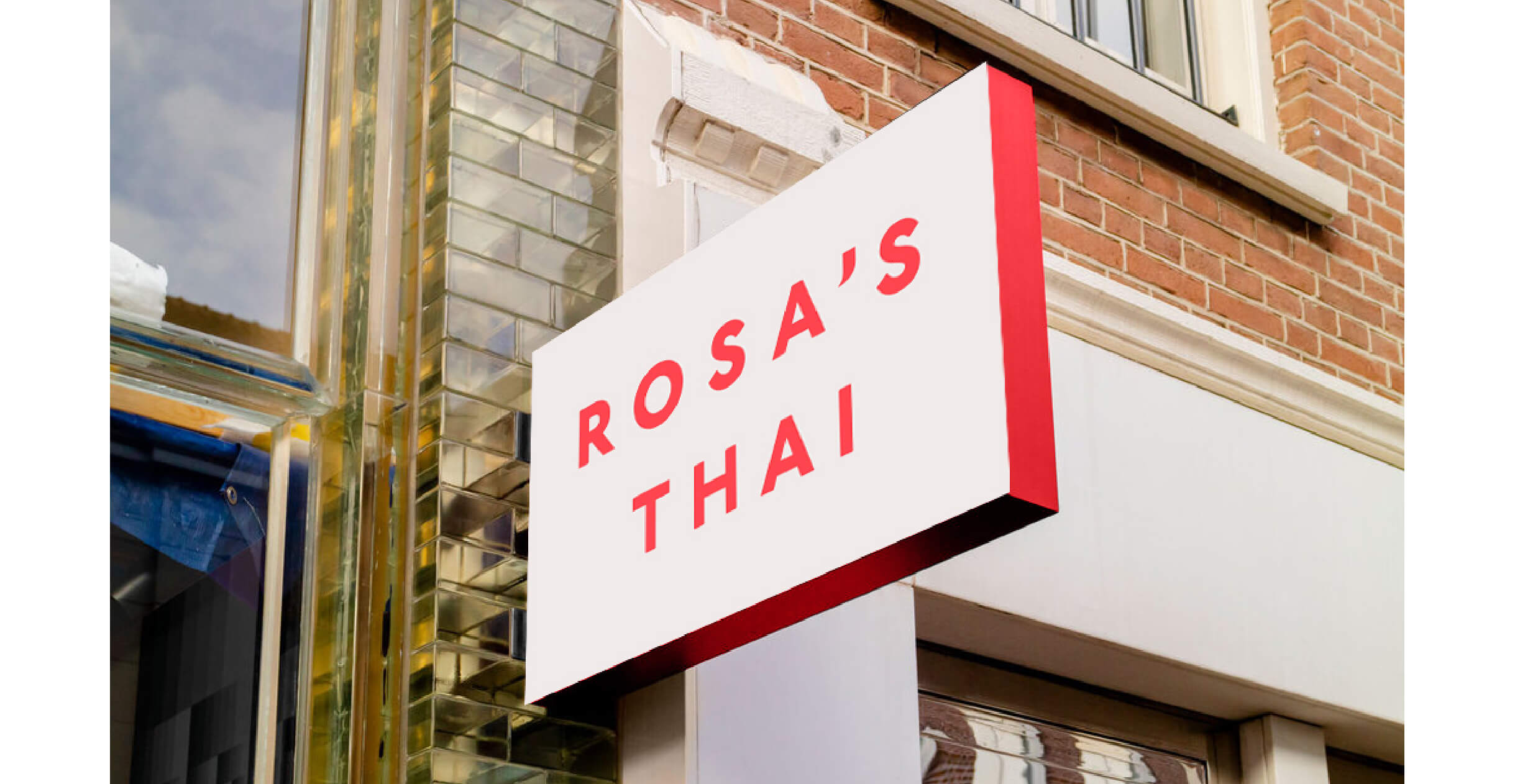 Rosa's Thai signage